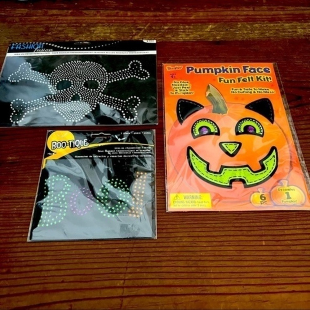 𝅺HALLOWEEN Rhinestone Iron On Transfers and Fun Felt Kit